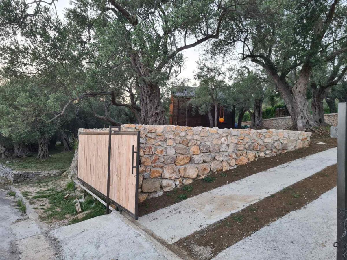 Olea Cottage อุลซิน ภายนอก รูปภาพ