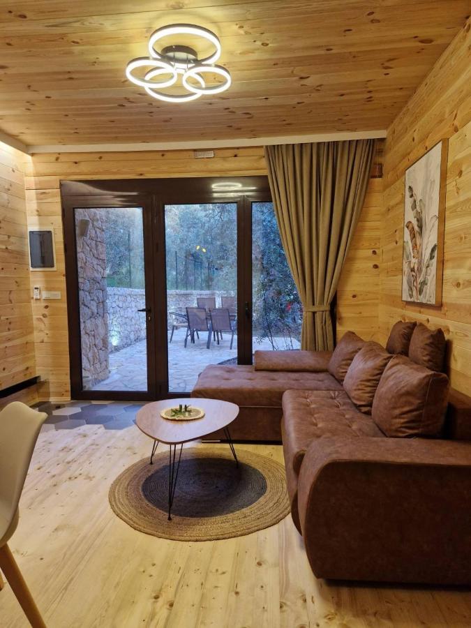 Olea Cottage อุลซิน ภายนอก รูปภาพ
